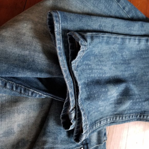 Calvin Klein Slim Jeans (stretchy) - Picture 2 of 10